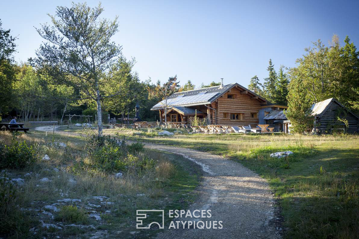 Atypical wooden chalet in the mountain