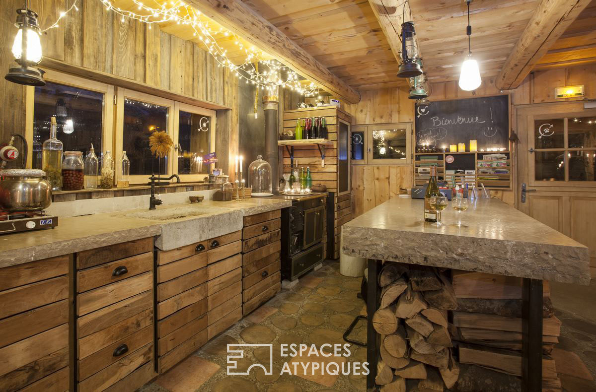 Atypical wooden chalet in the mountain