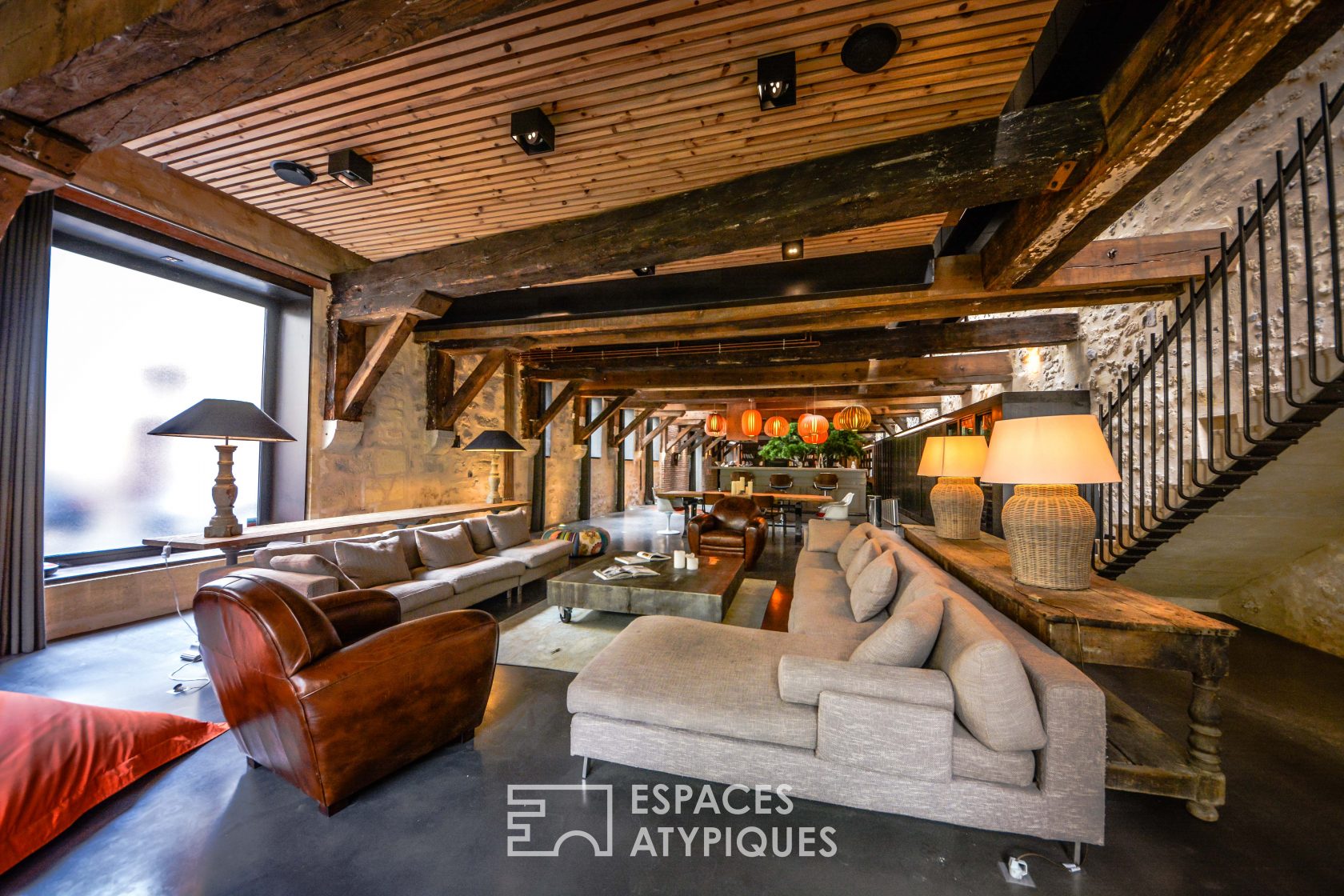 Loft ancien chai Bordeaux centre