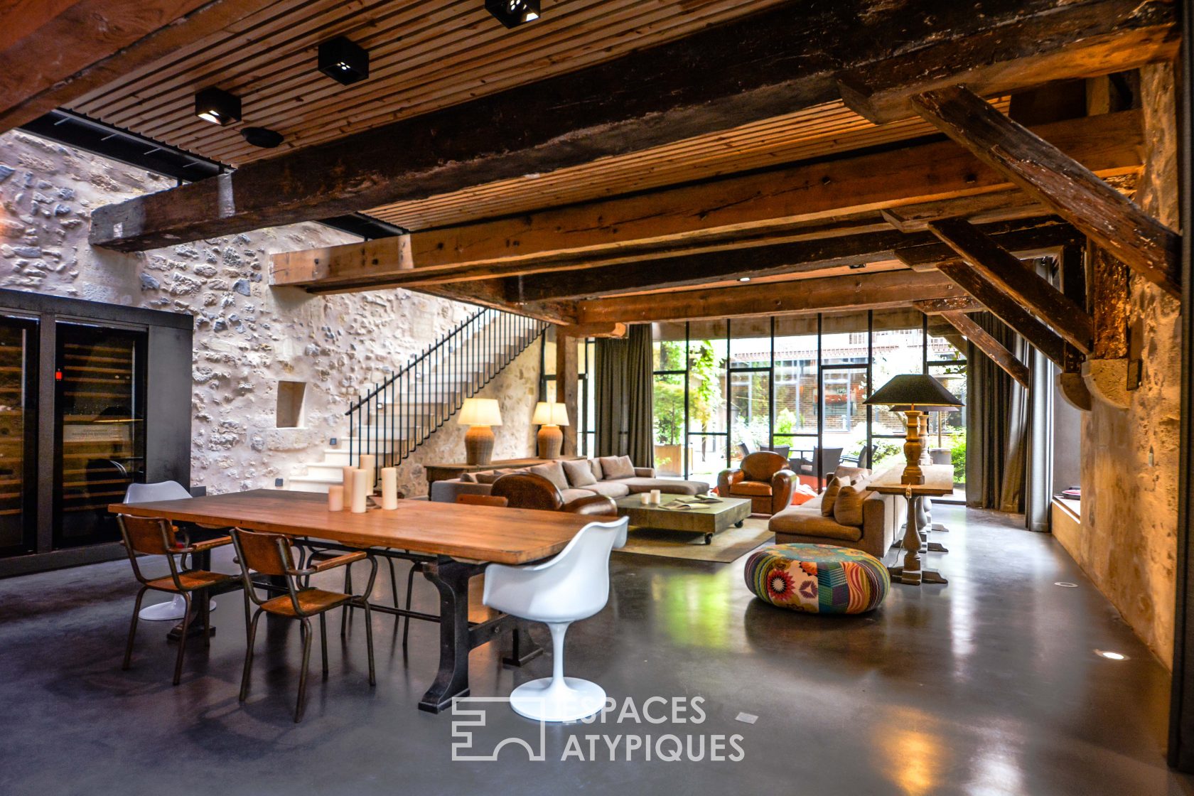 Loft ancien chai Bordeaux centre