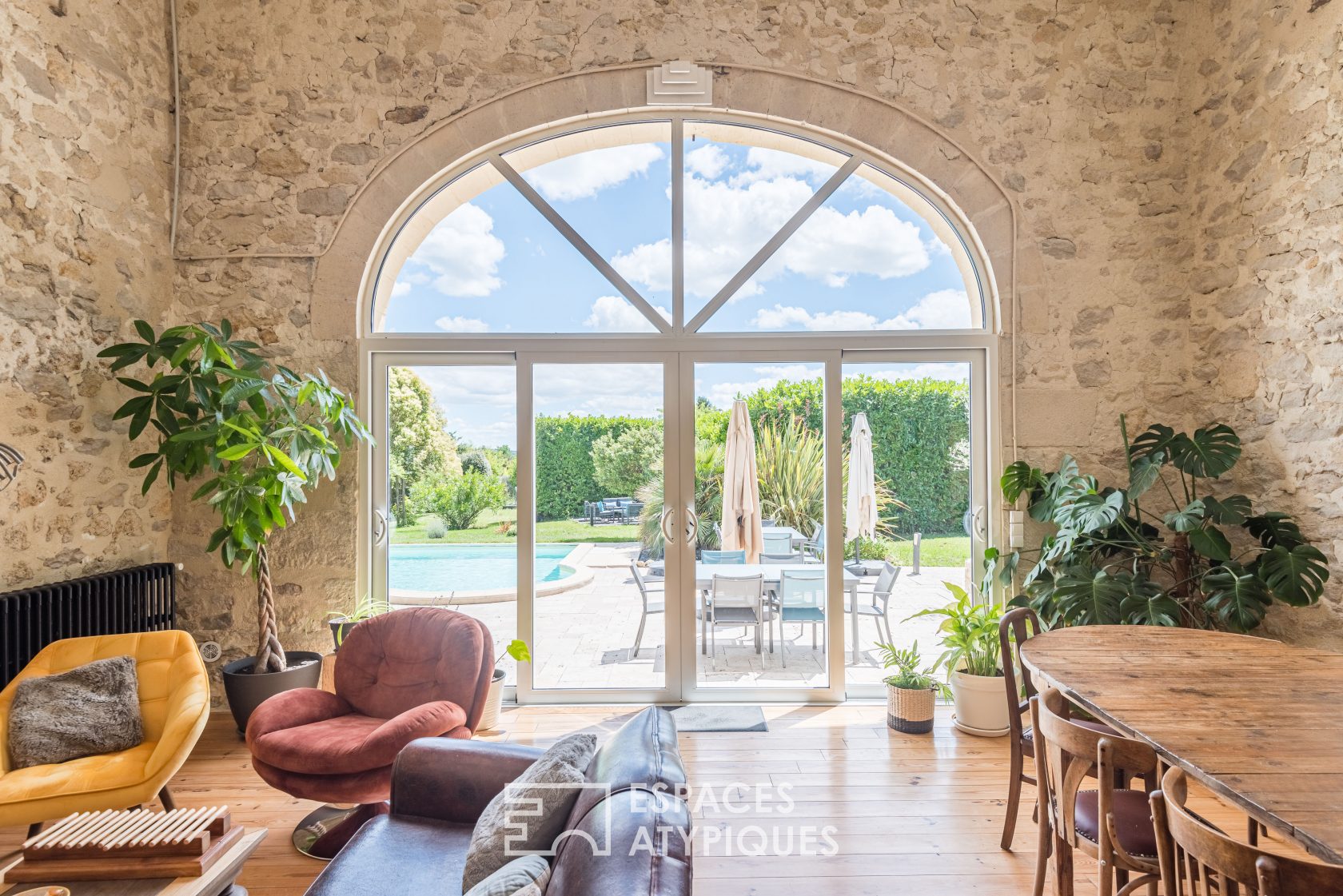 Old wine chateau renovated