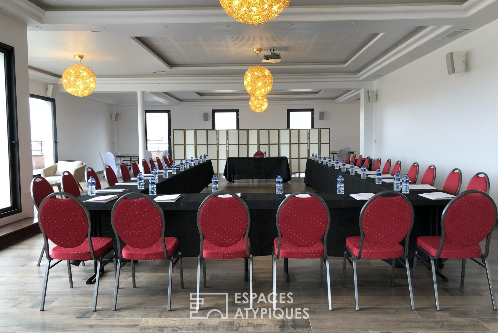 Salle de réception 93