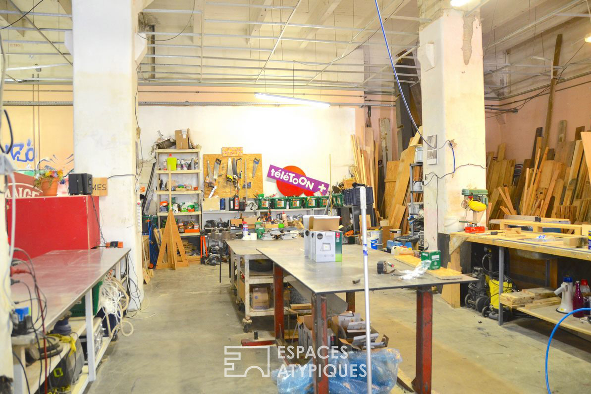 Gross garage