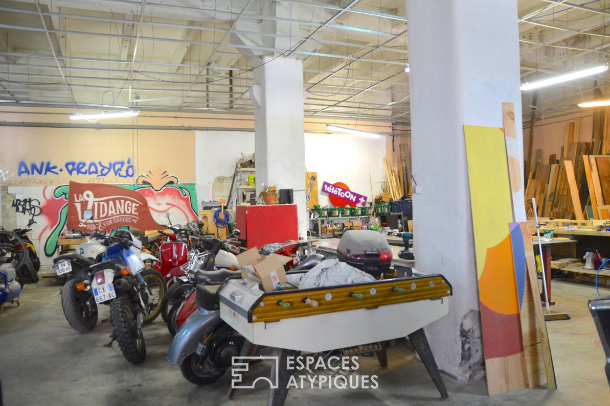 Gross garage