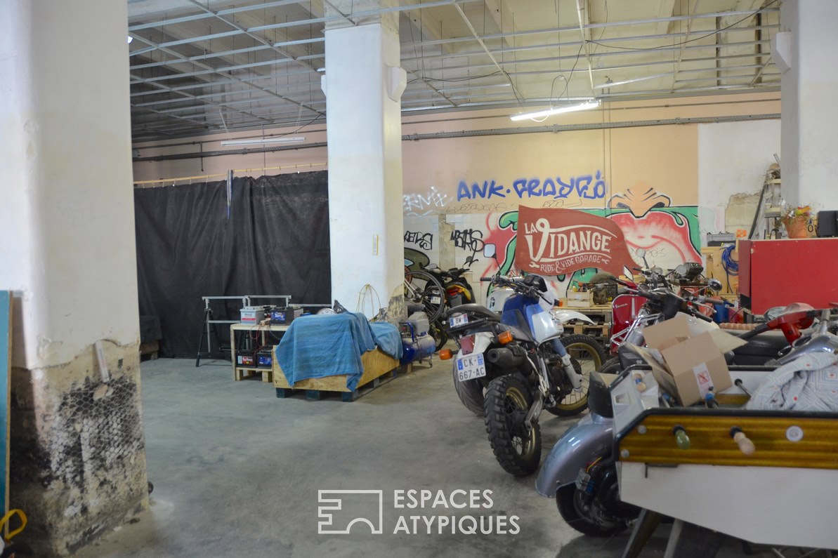 Gross garage