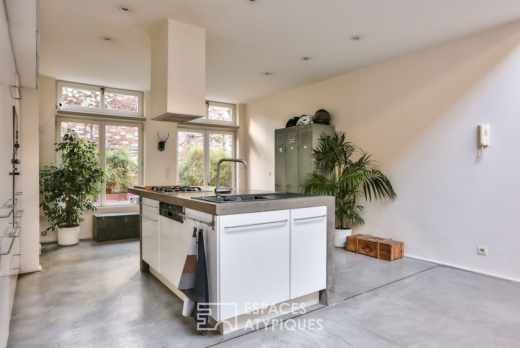 Contemporary loft I Montreuil