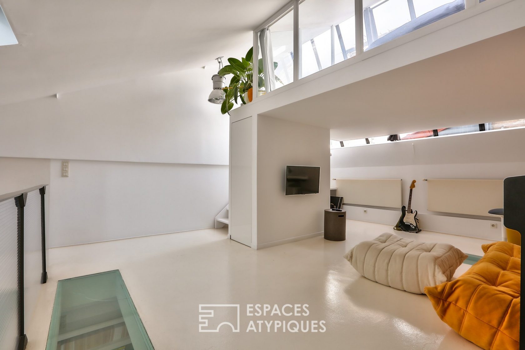 Contemporary loft I Montreuil
