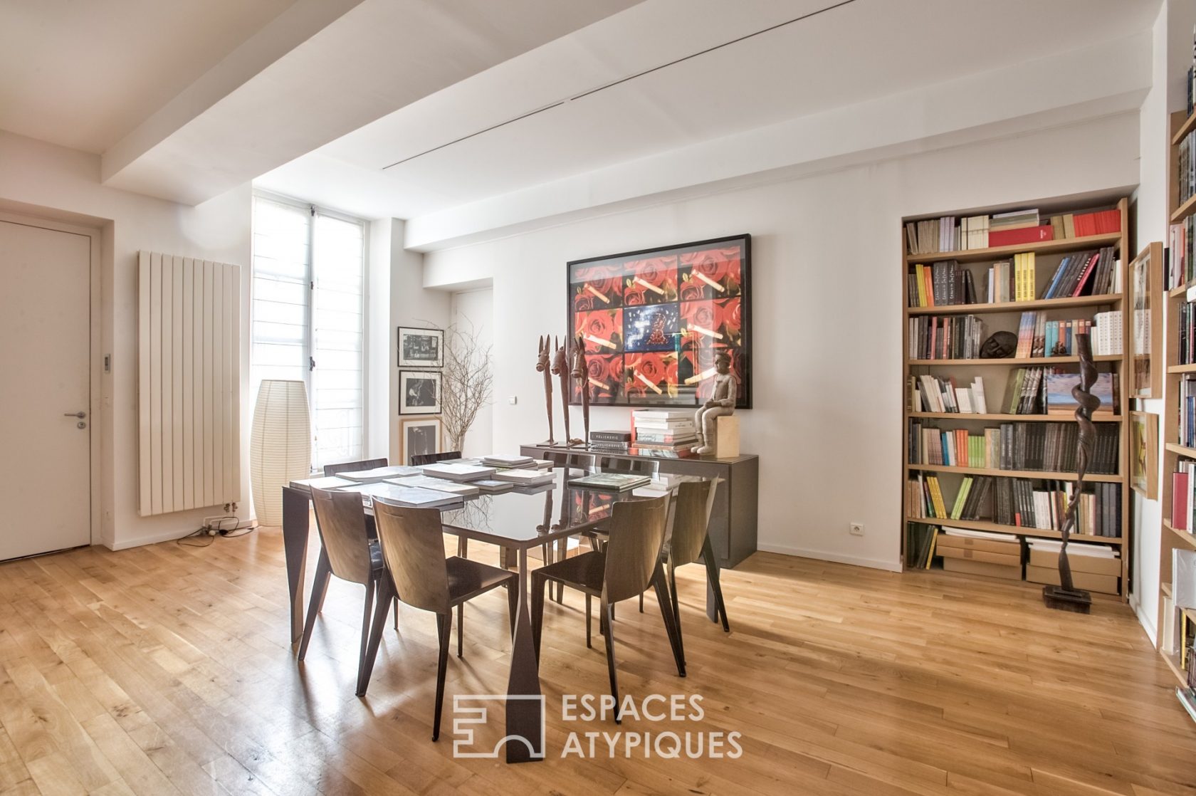 Private mansion with Eiffel lounge