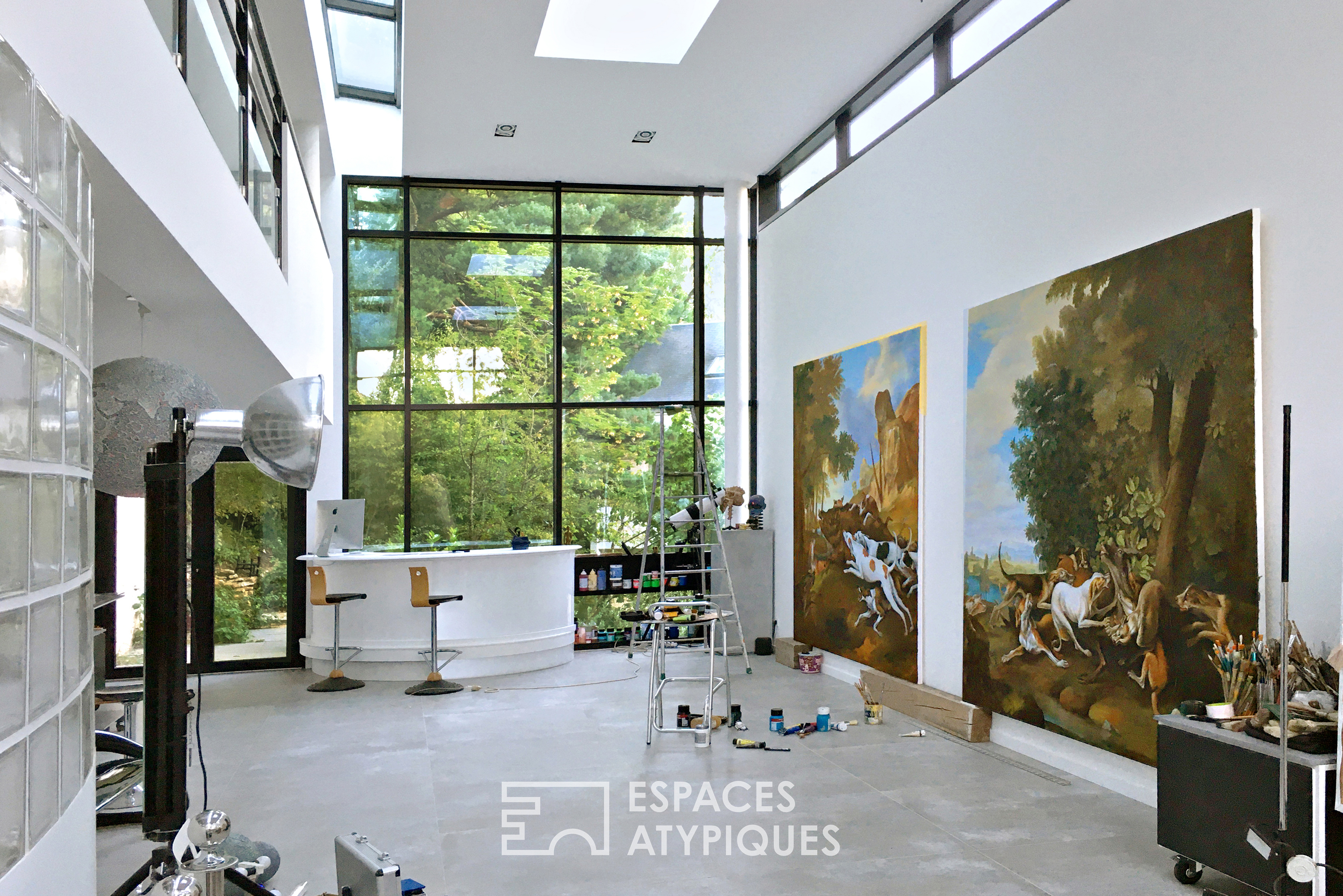 Workshop with swimming pool 92