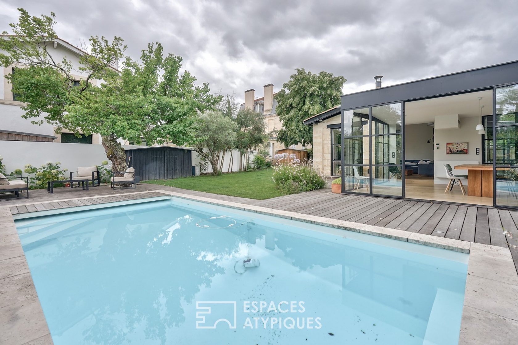 Azul house