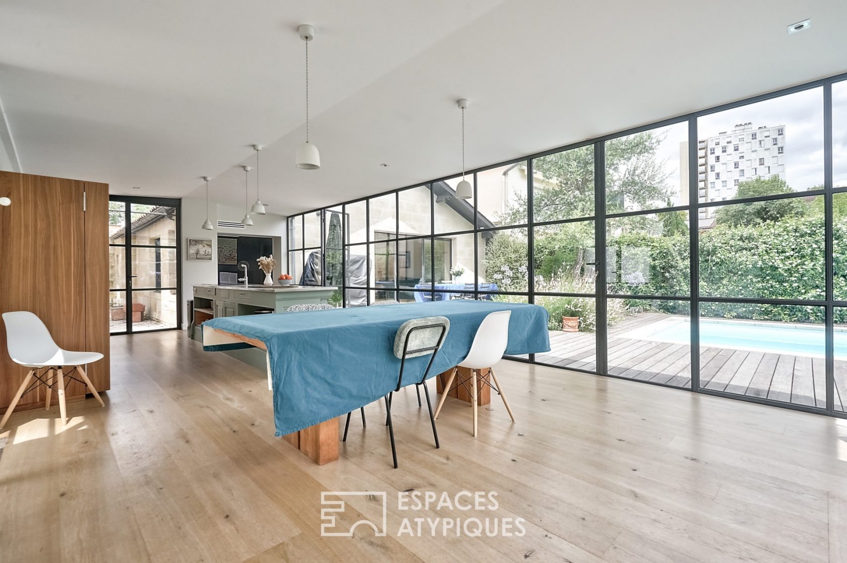 Azul house