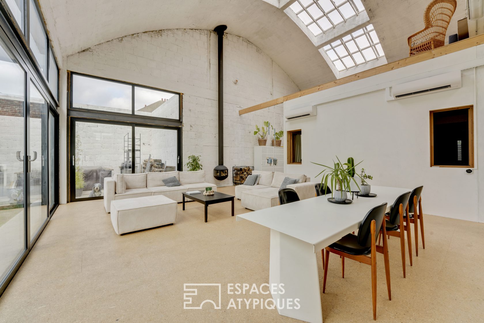 Atypical cork loft