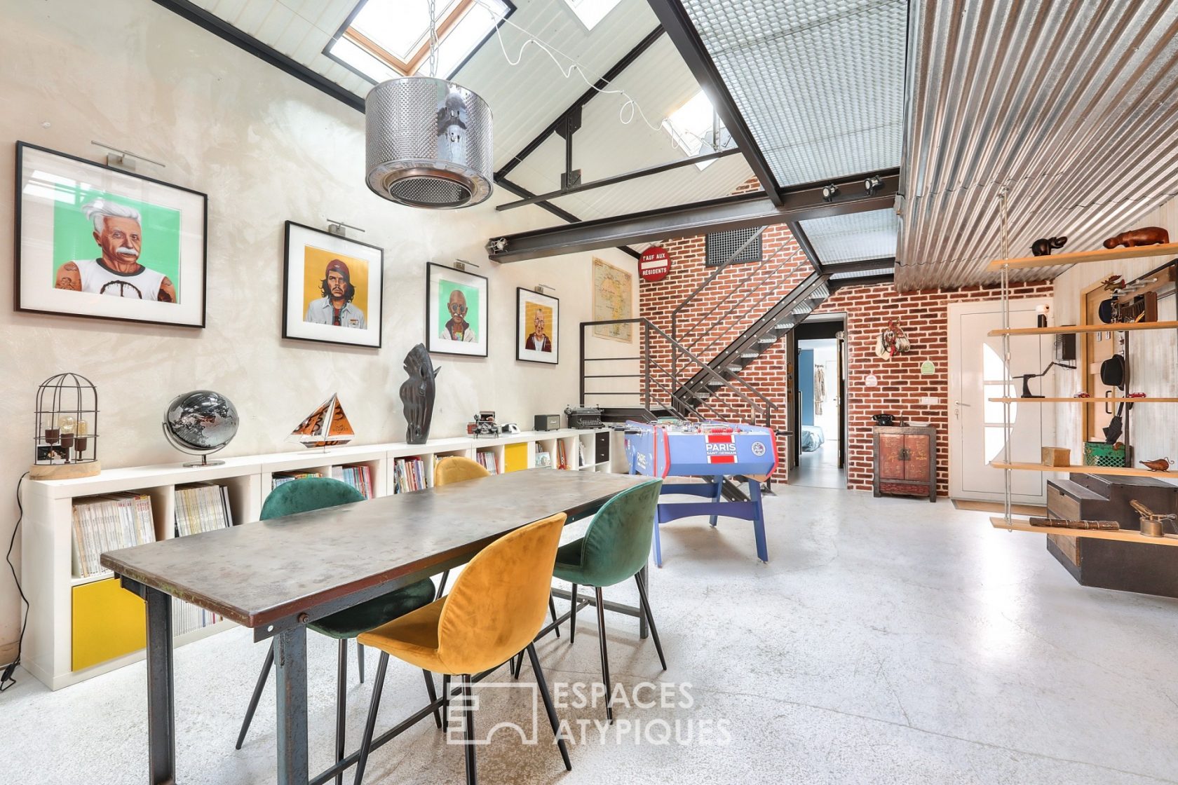 Loft with swimming pool