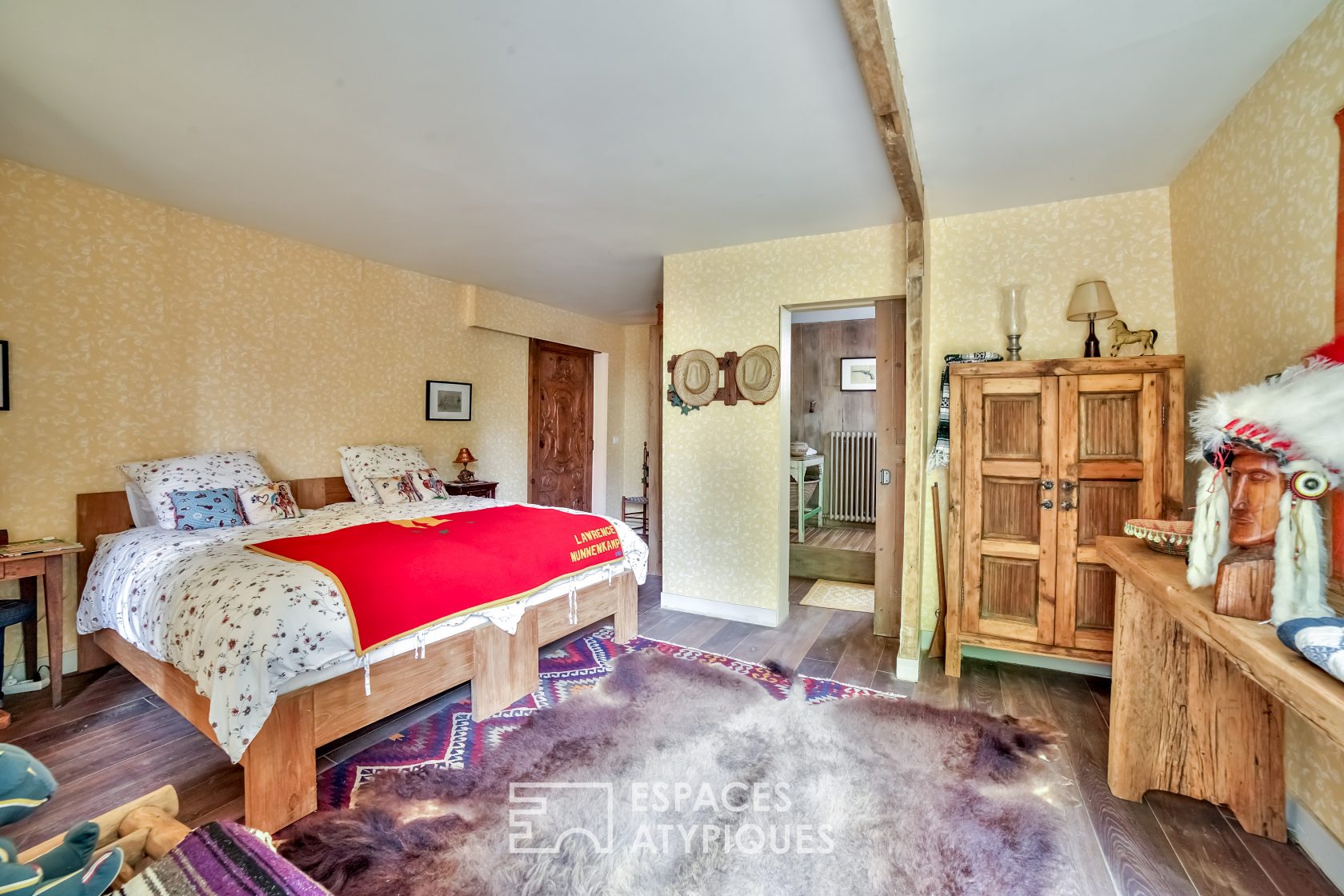 Western Normandie House