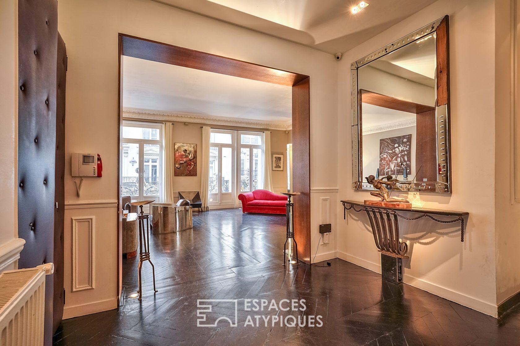Reception apartment 8