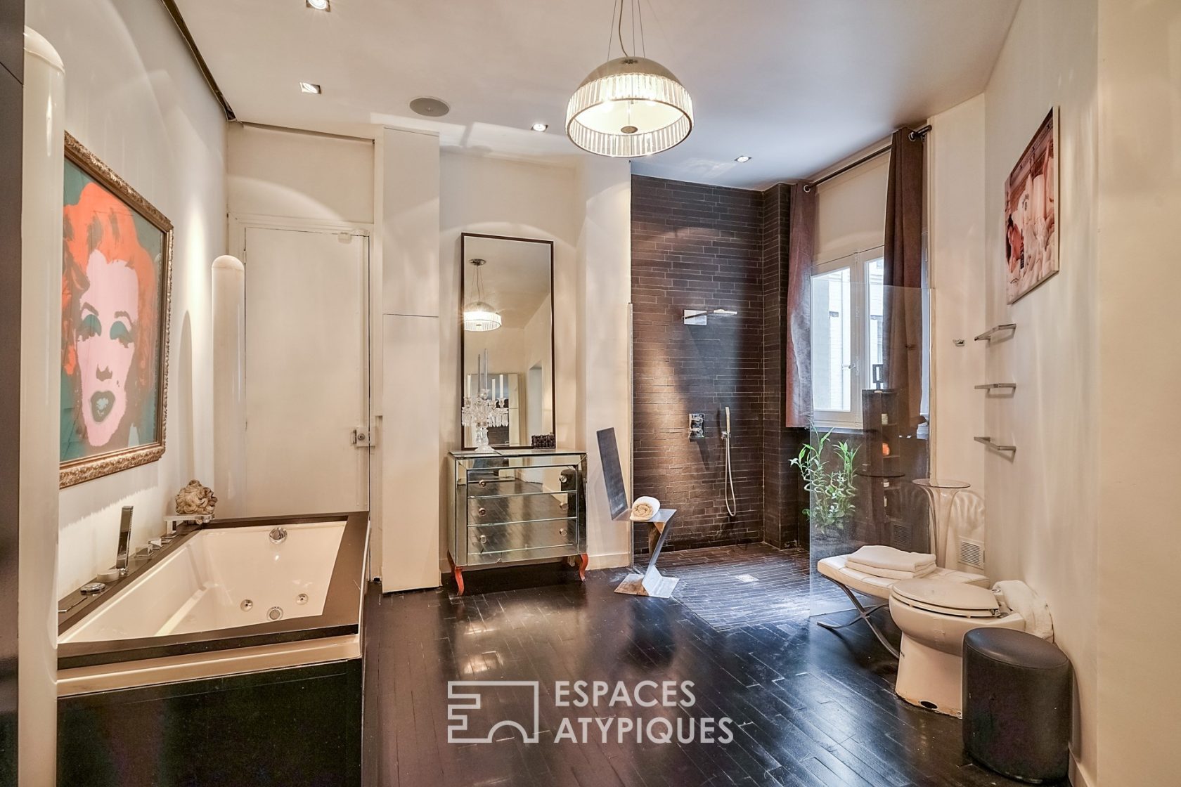 Reception apartment 8