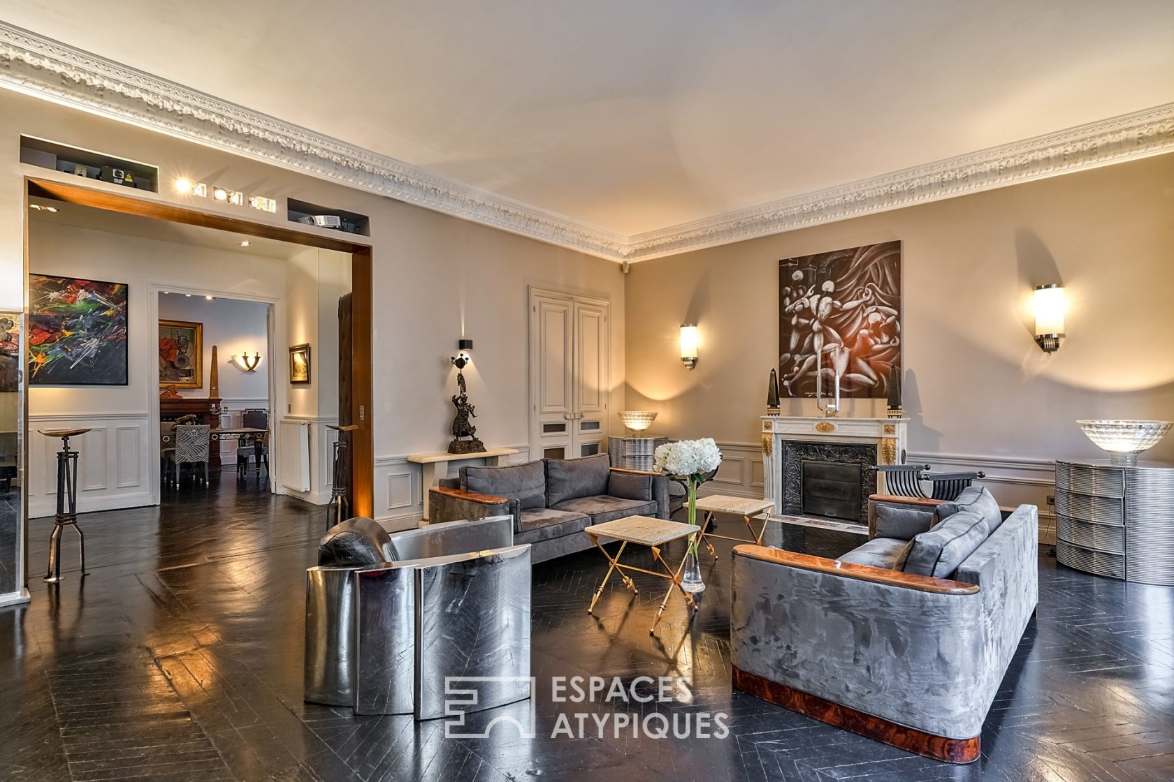Reception apartment 8