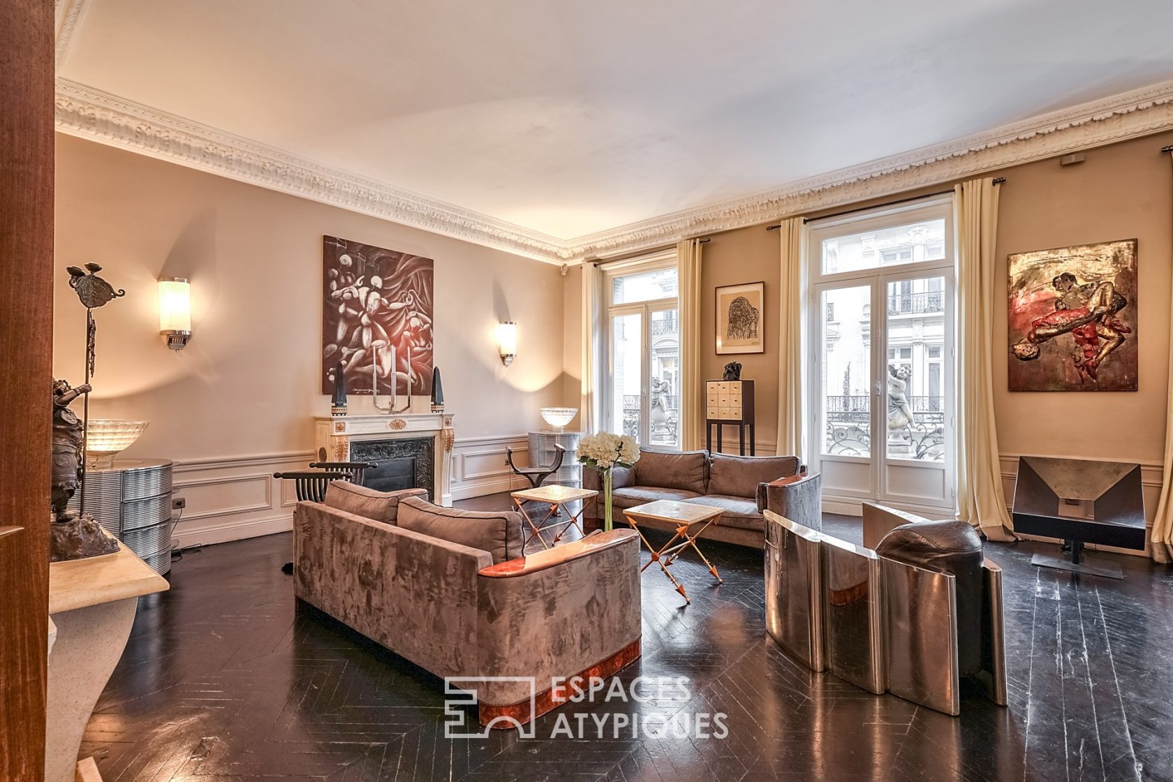 Reception apartment 8