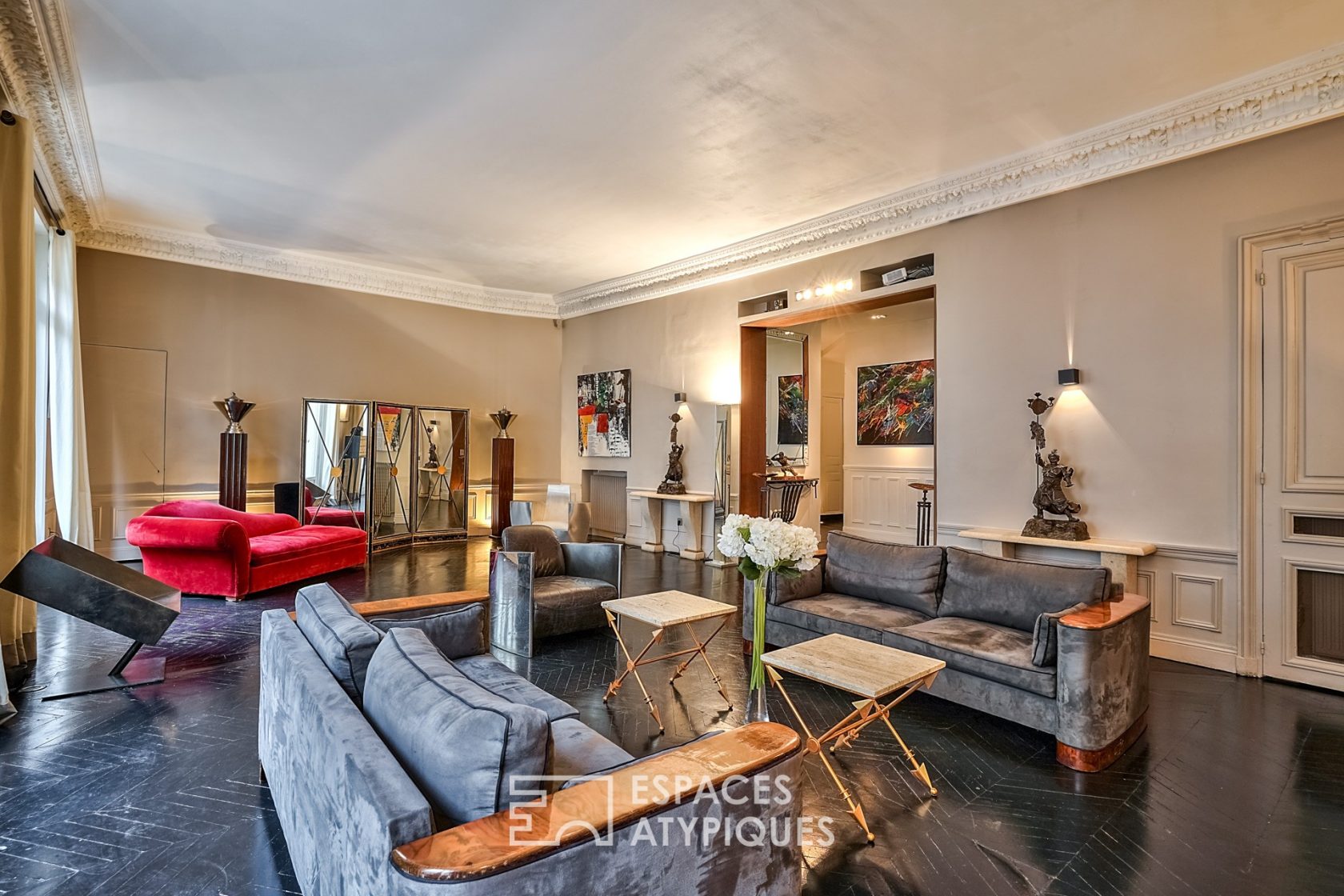 Reception apartment 8
