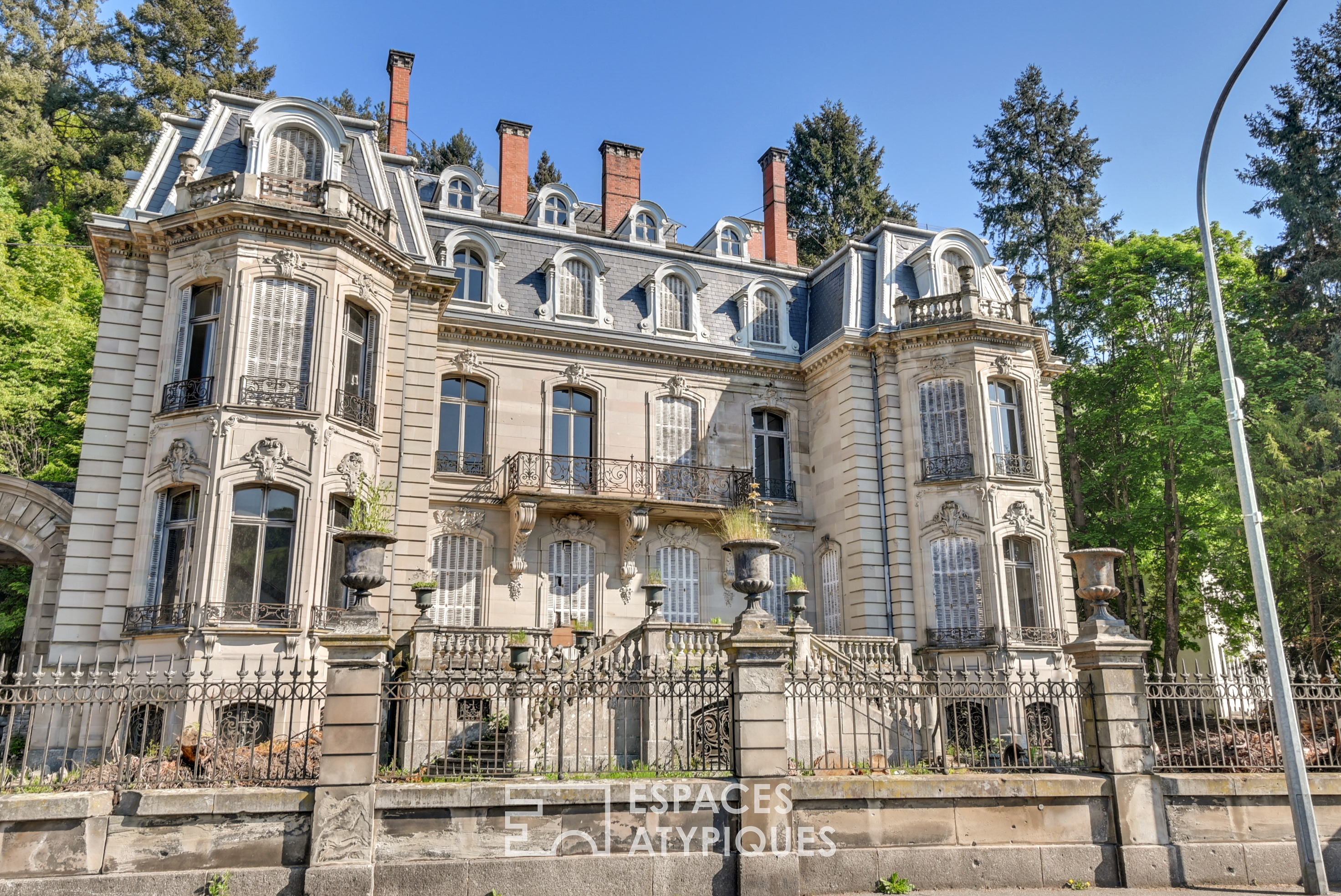 Mimi’s Castle