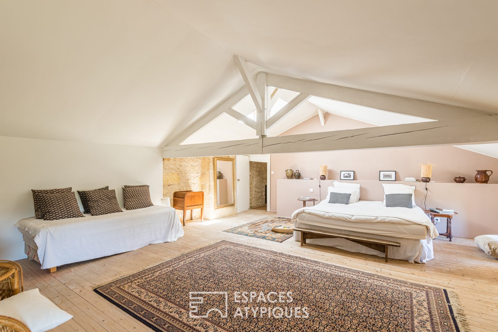 Old renovated priory in Gironde