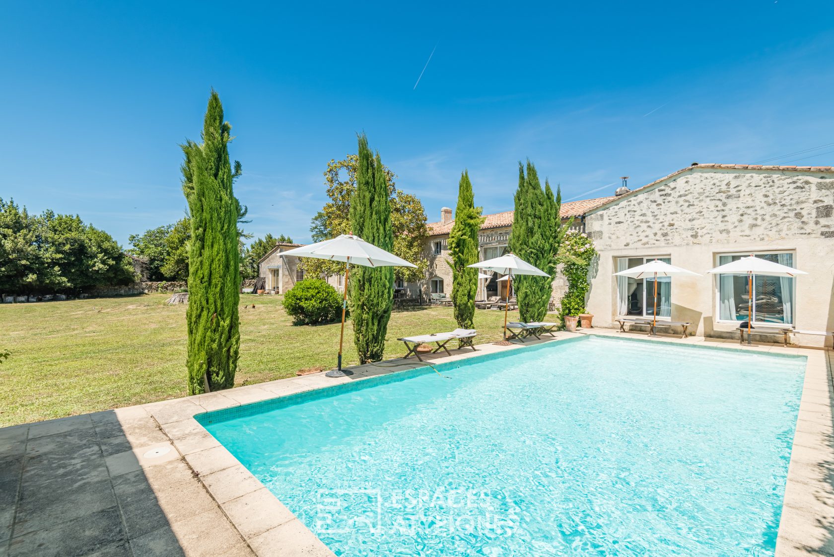 Old renovated priory in Gironde