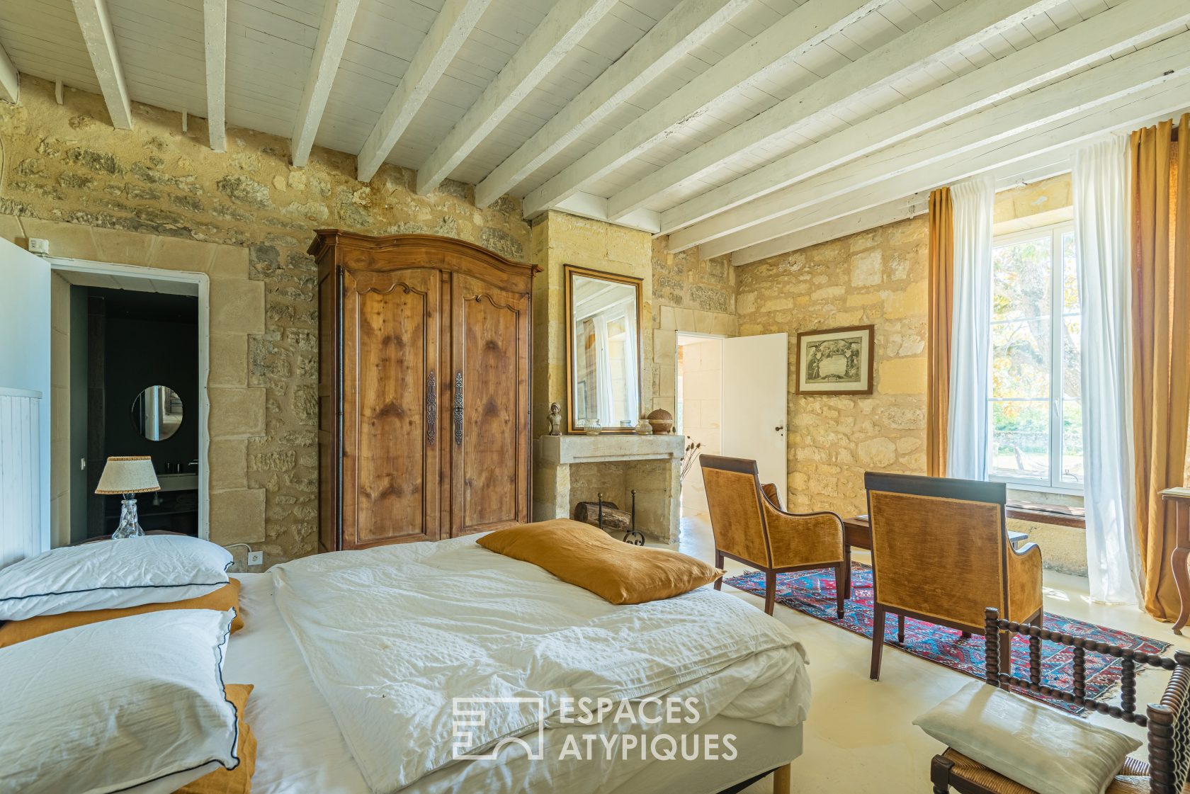 Old renovated priory in Gironde