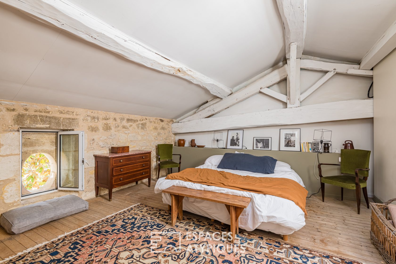 Old renovated priory in Gironde