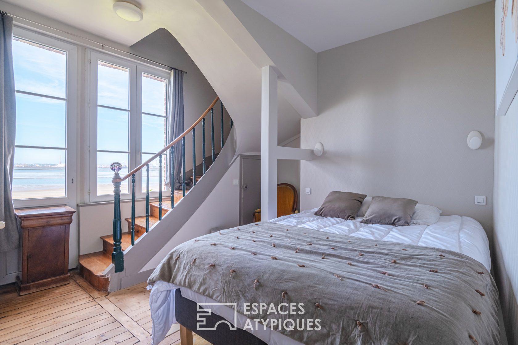 Manoir normand avec vue mer