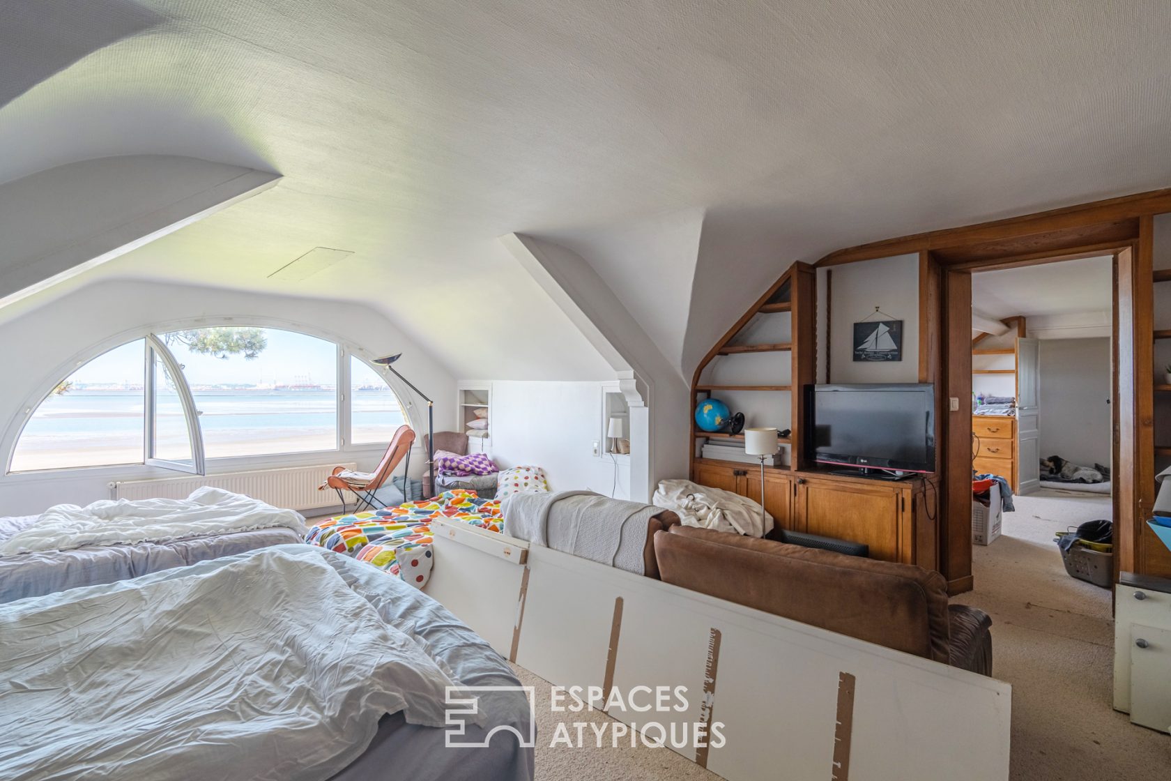 Manoir normand avec vue mer