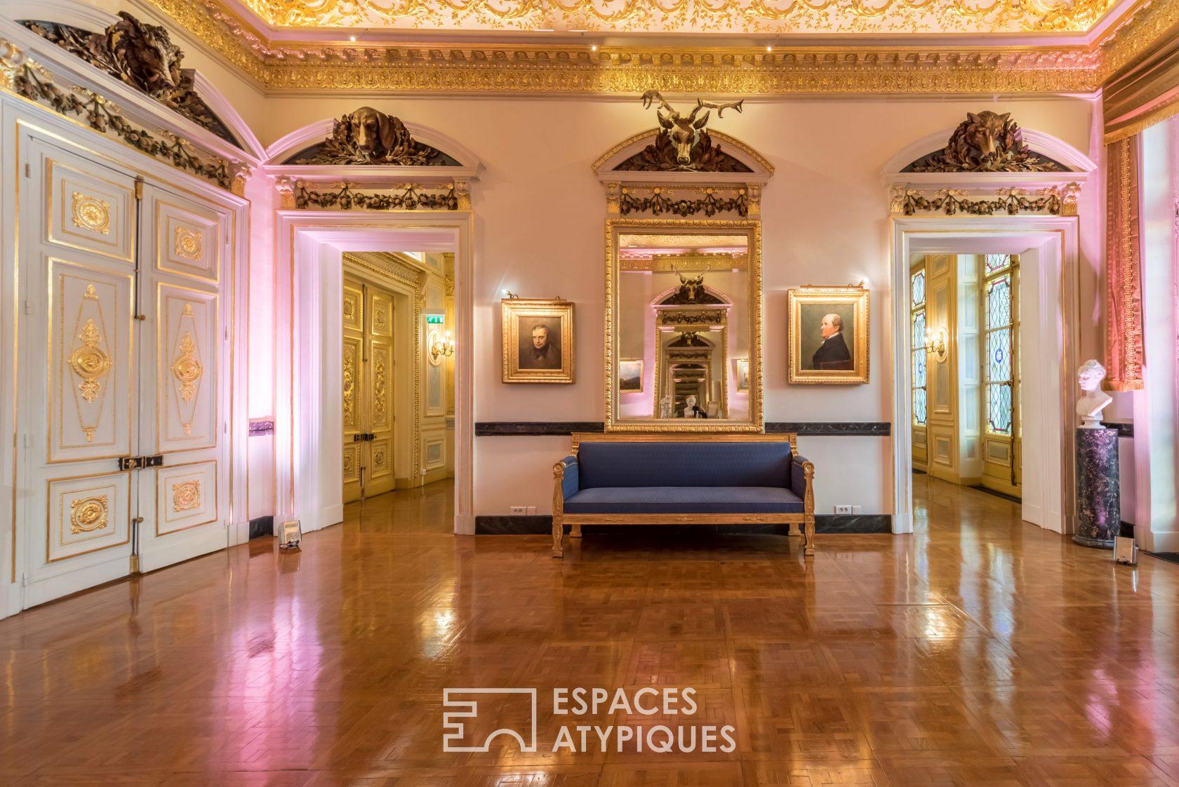 Classic lounges