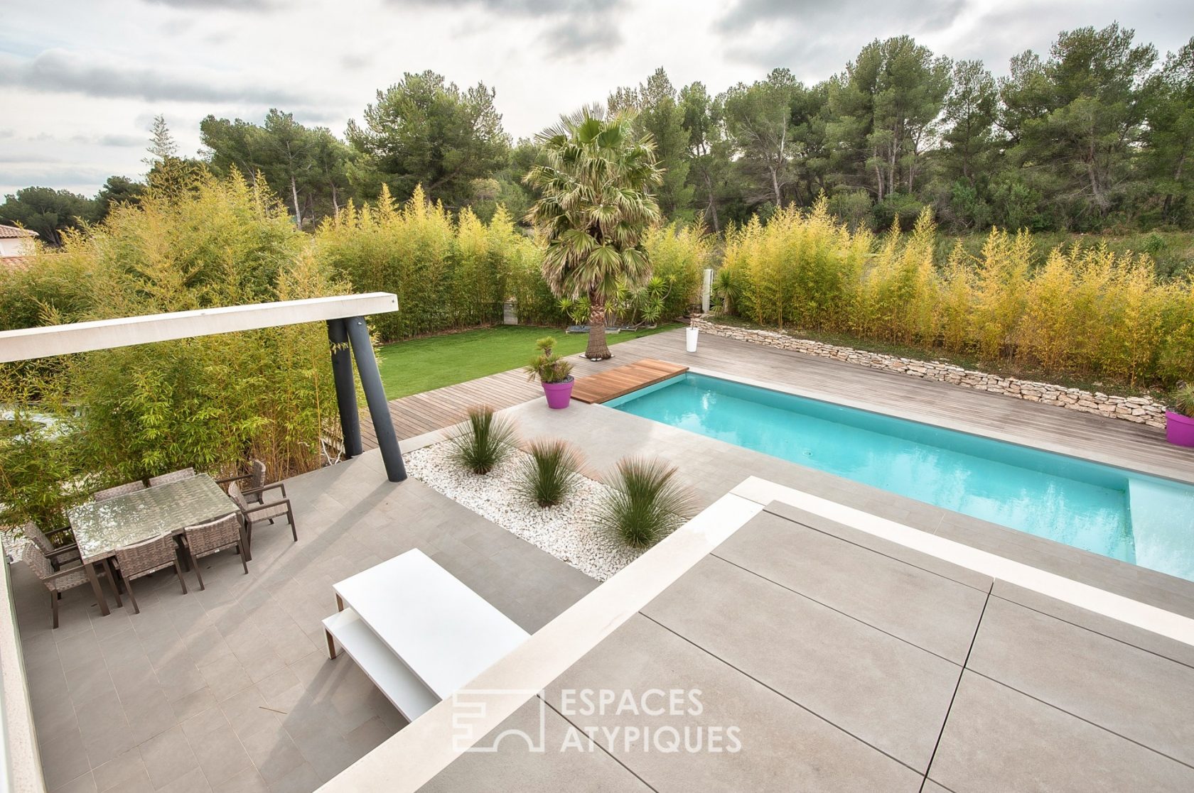 Mirabeau Villa