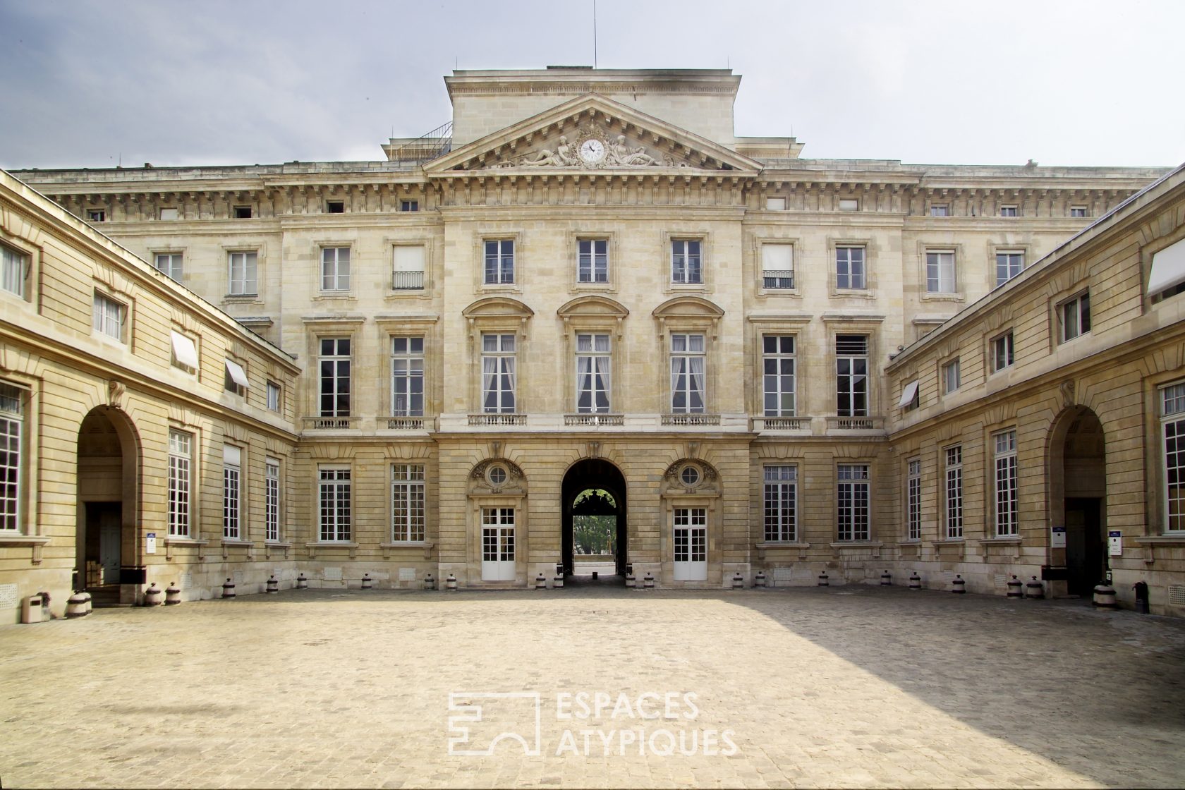 18th century neoclassical palace