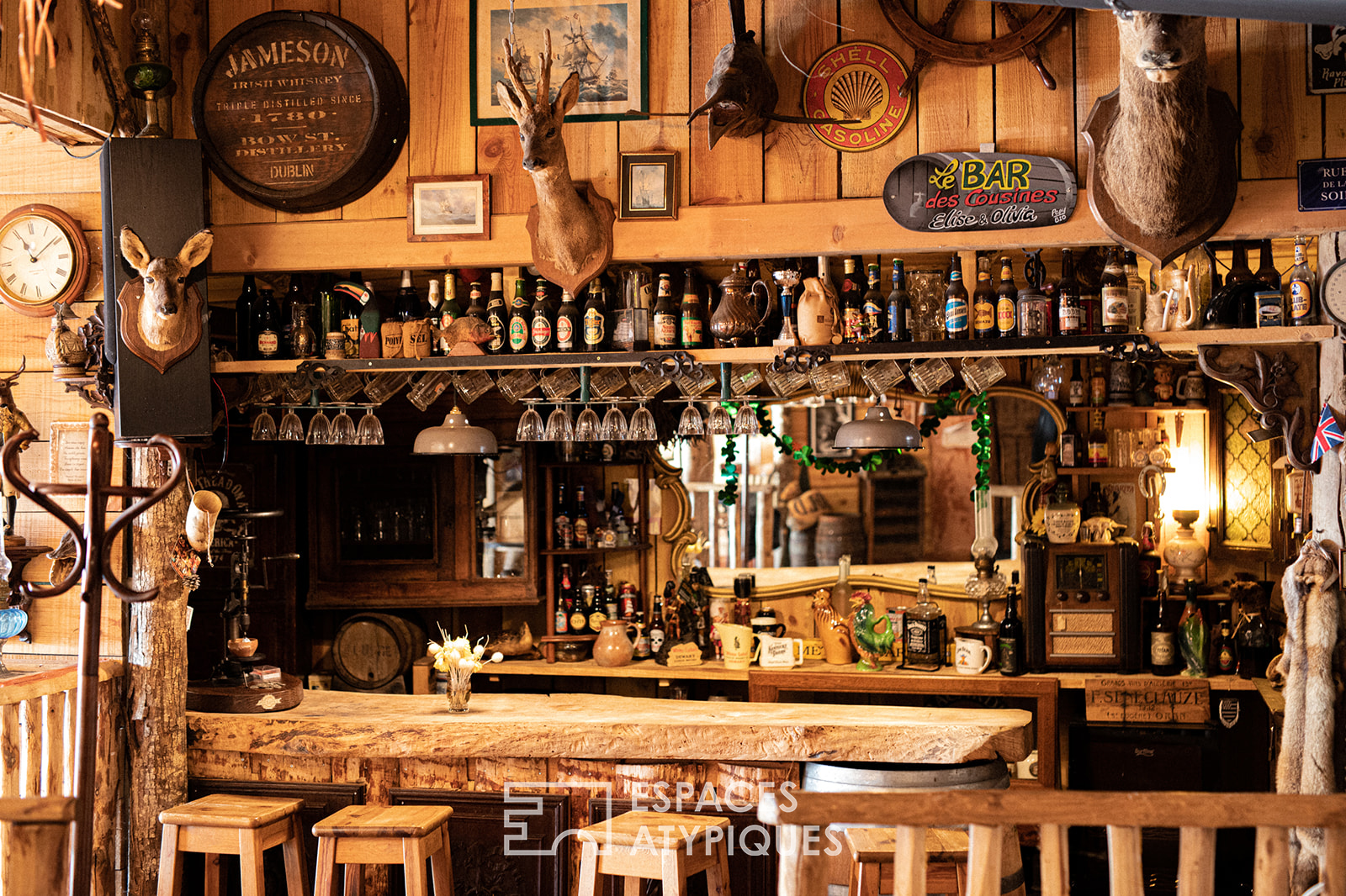 Espace Western ambiance saloon