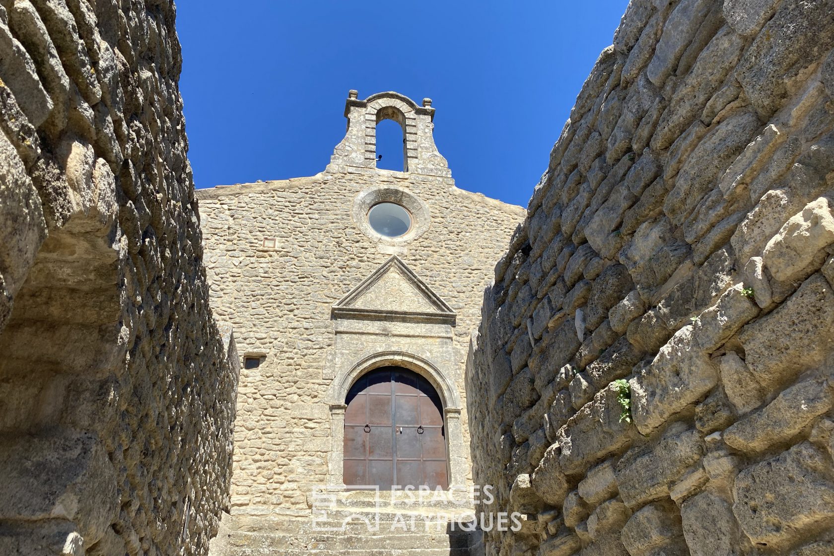 Chapelle déco méditérranéenne