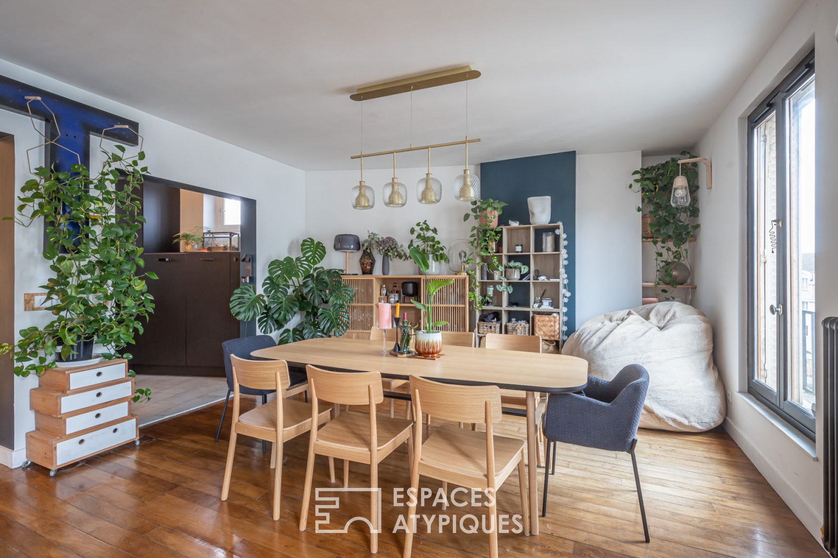 Appartement dans un immeuble des années 30