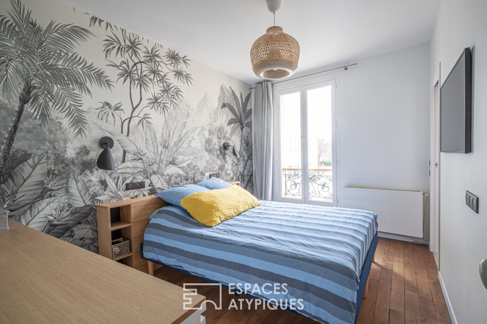 Appartement dans un immeuble des années 30