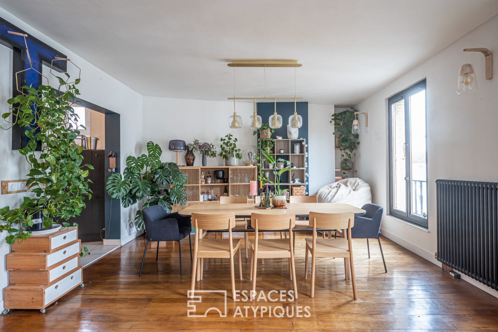 Appartement dans un immeuble des années 30