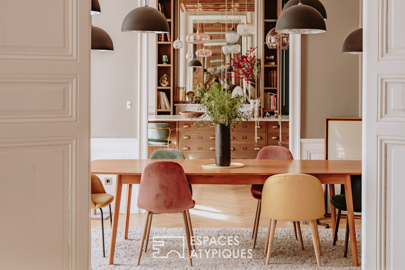 Deco mansion in the center of Nantes