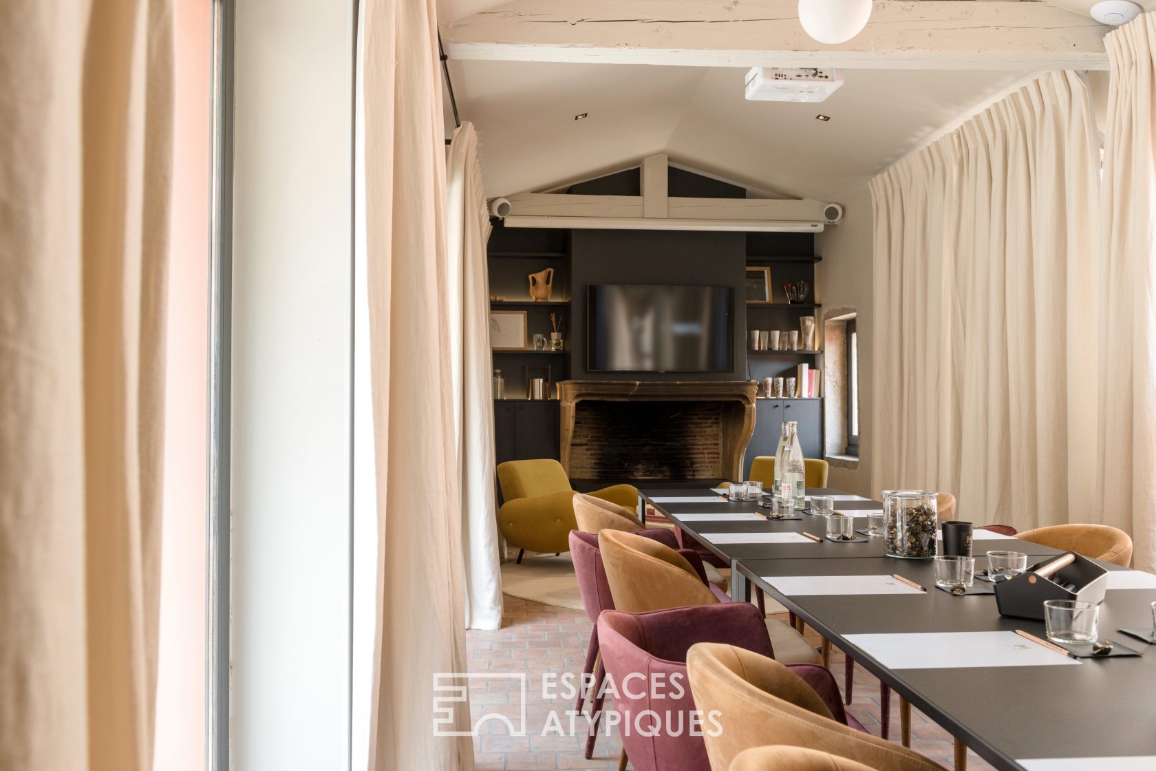 Event space with view on Lyon