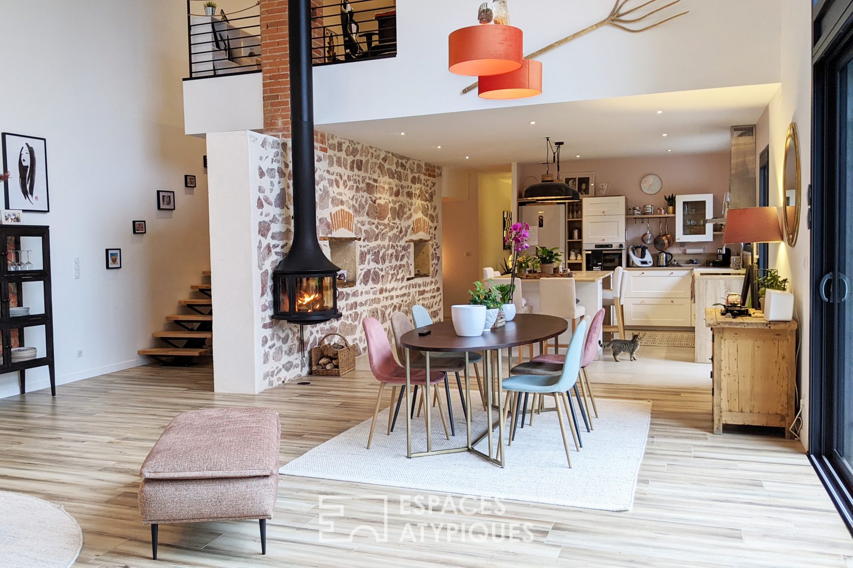 Old barn renovated by an architect