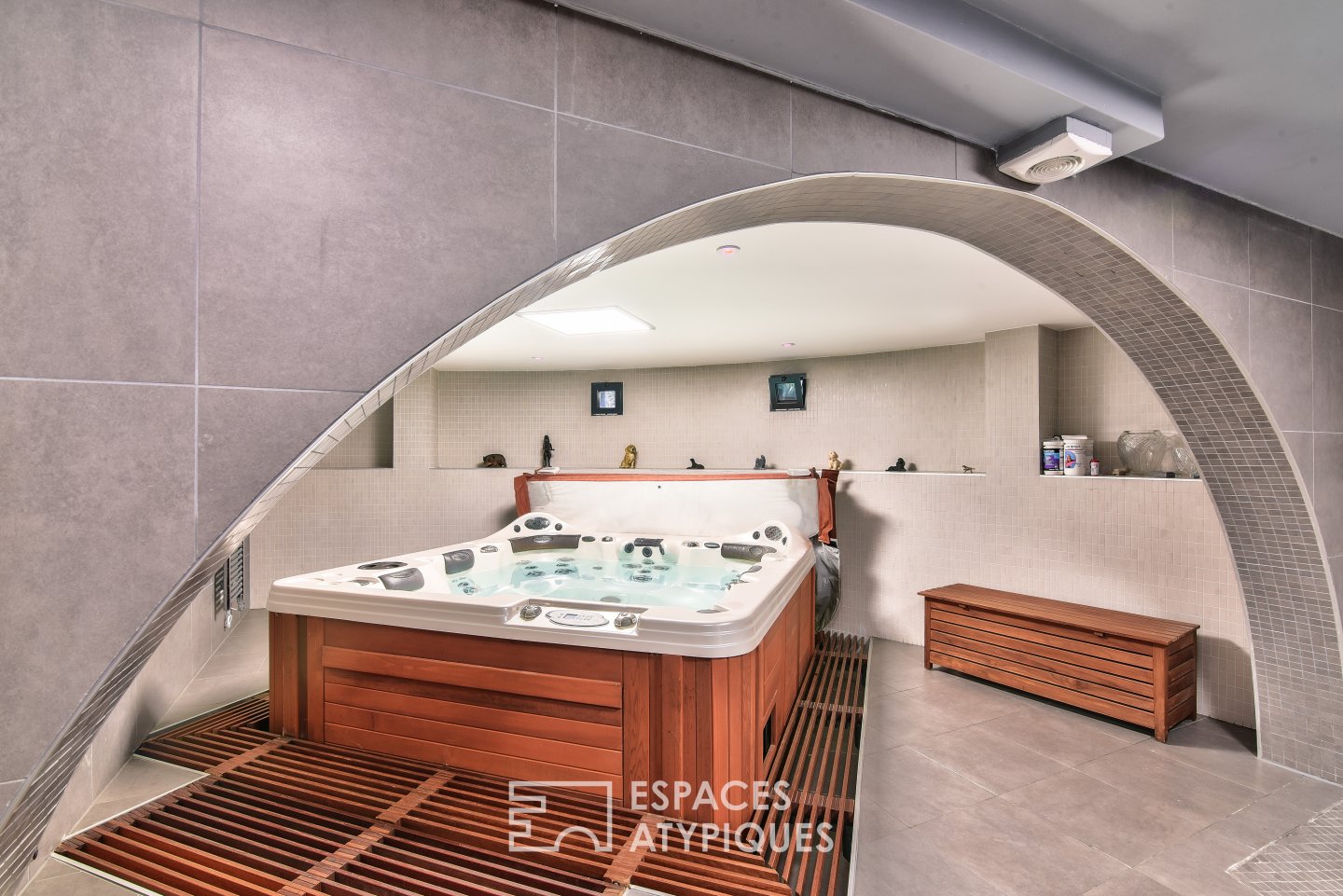 Villa d’architecte avec son dôme en verrière