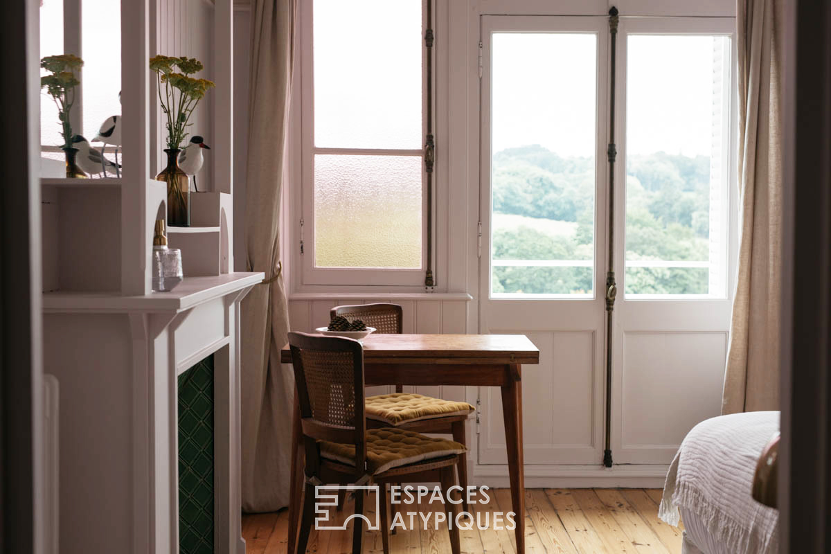 Colonial villa in art nouveau style