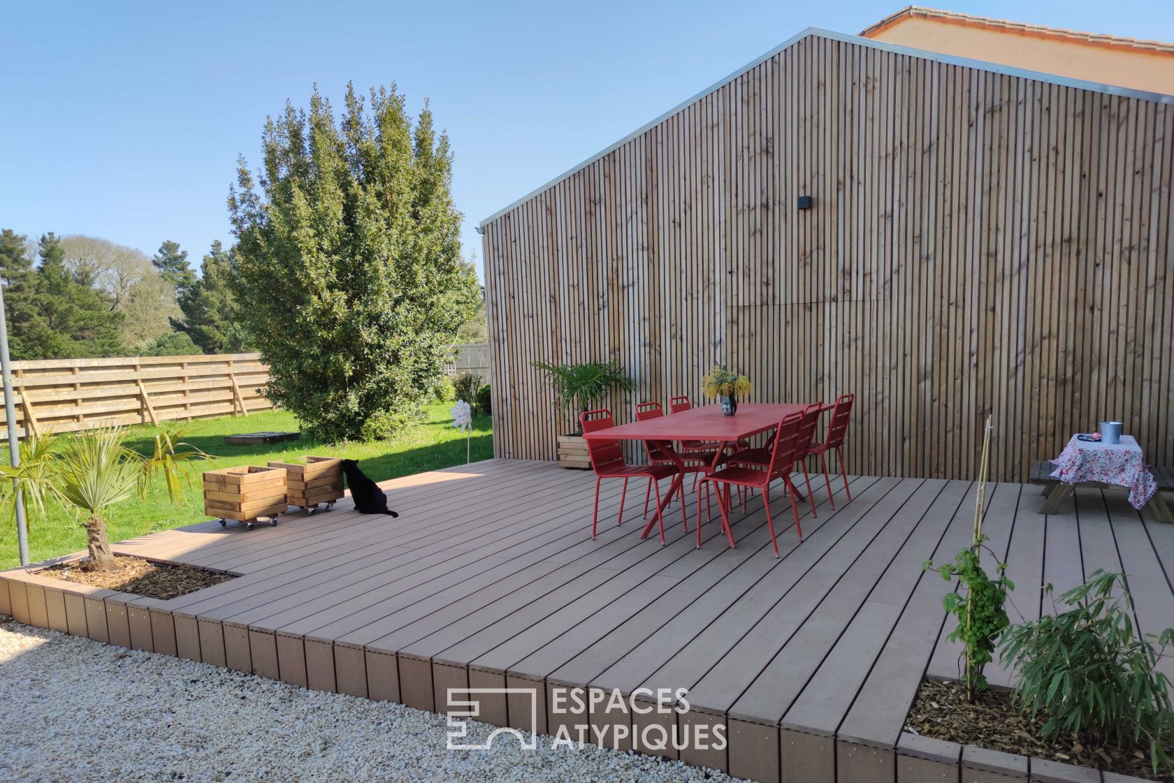 Nantes wood and stone loft