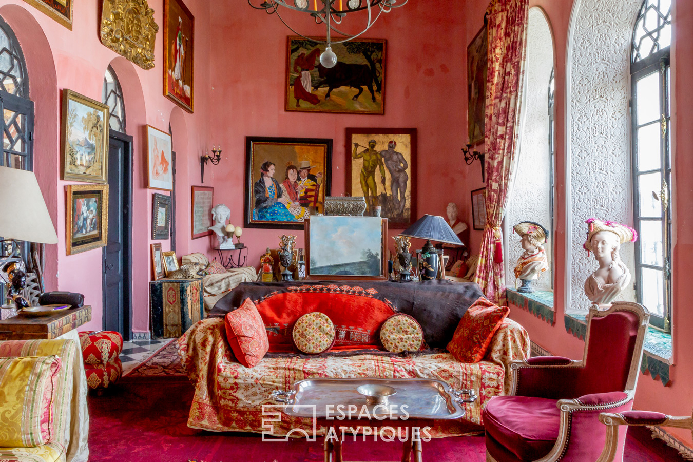 Colorful Moroccan riad