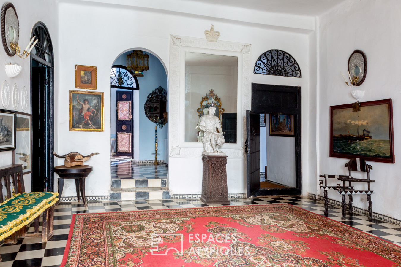 Colorful Moroccan riad