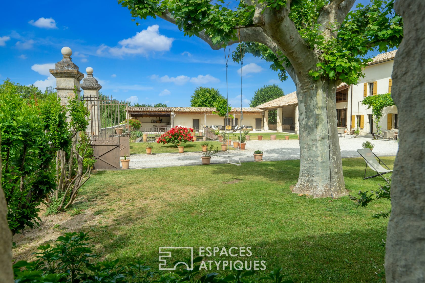 Mas de m house in the vineyards