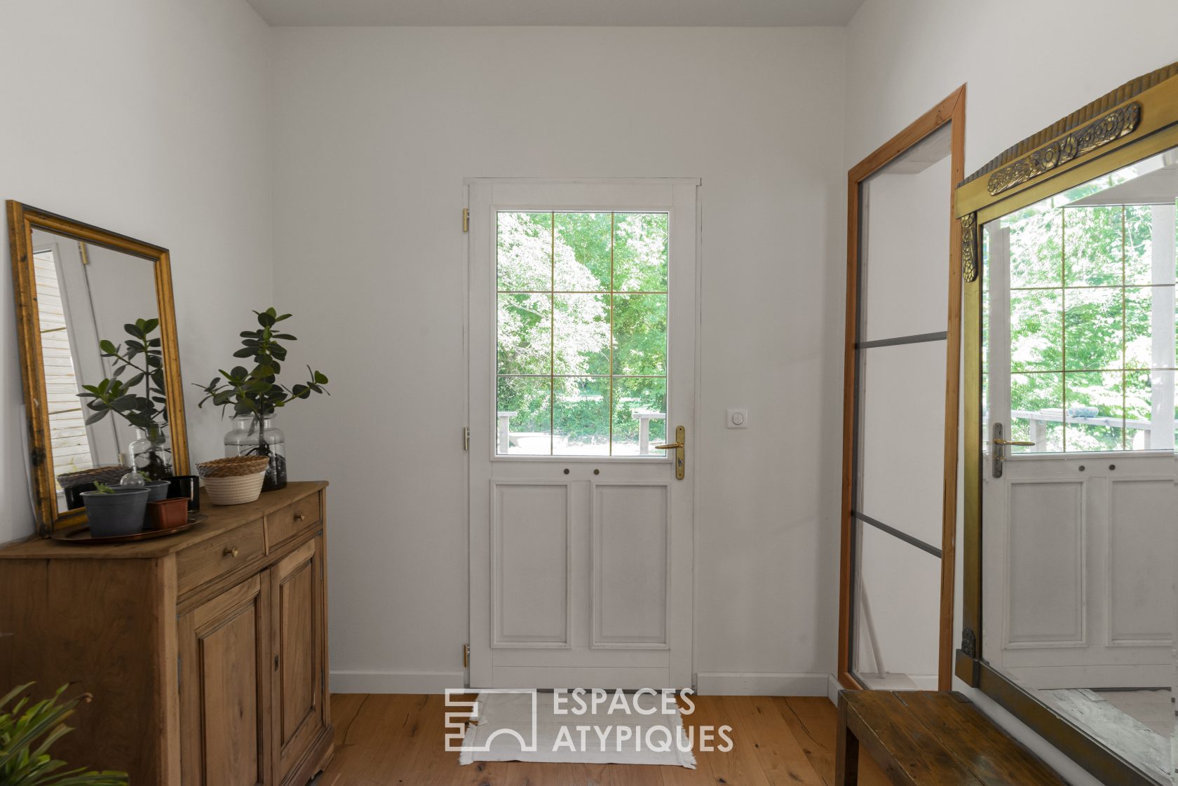 Maison déco avec terrasse en bois