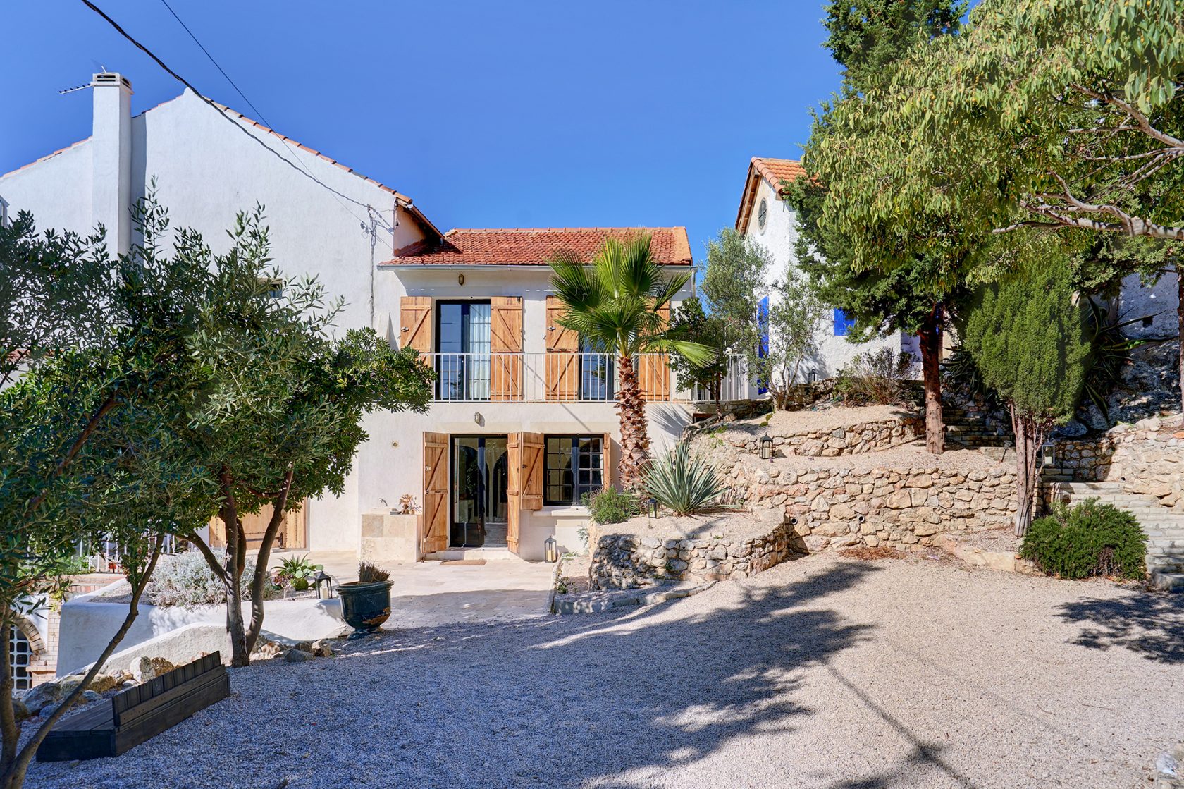 Andalusian villa with Mediterranean decoration