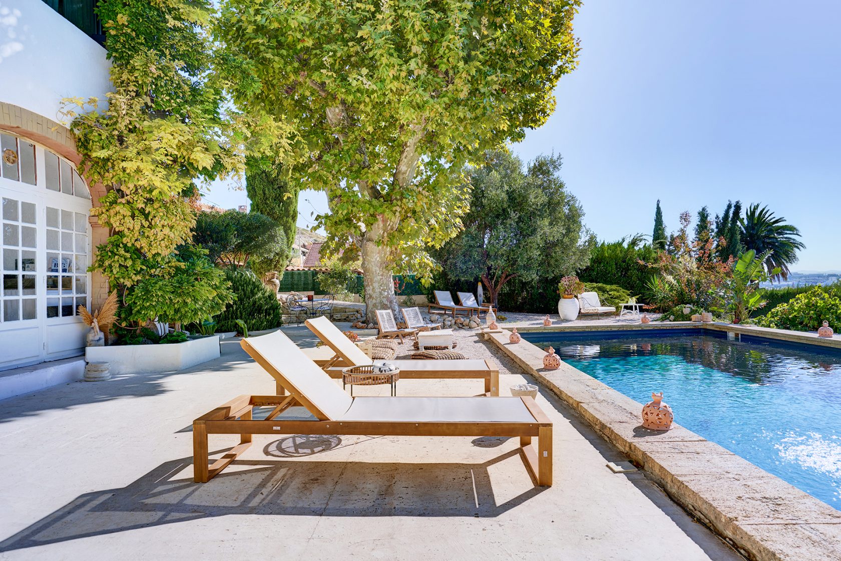 Andalusian villa with Mediterranean decoration